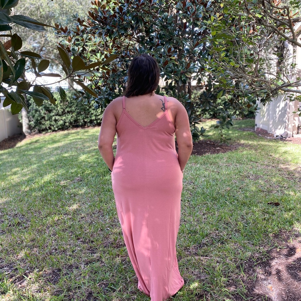 Plus Size Summer Maxi Dress - Picture 3 of 4